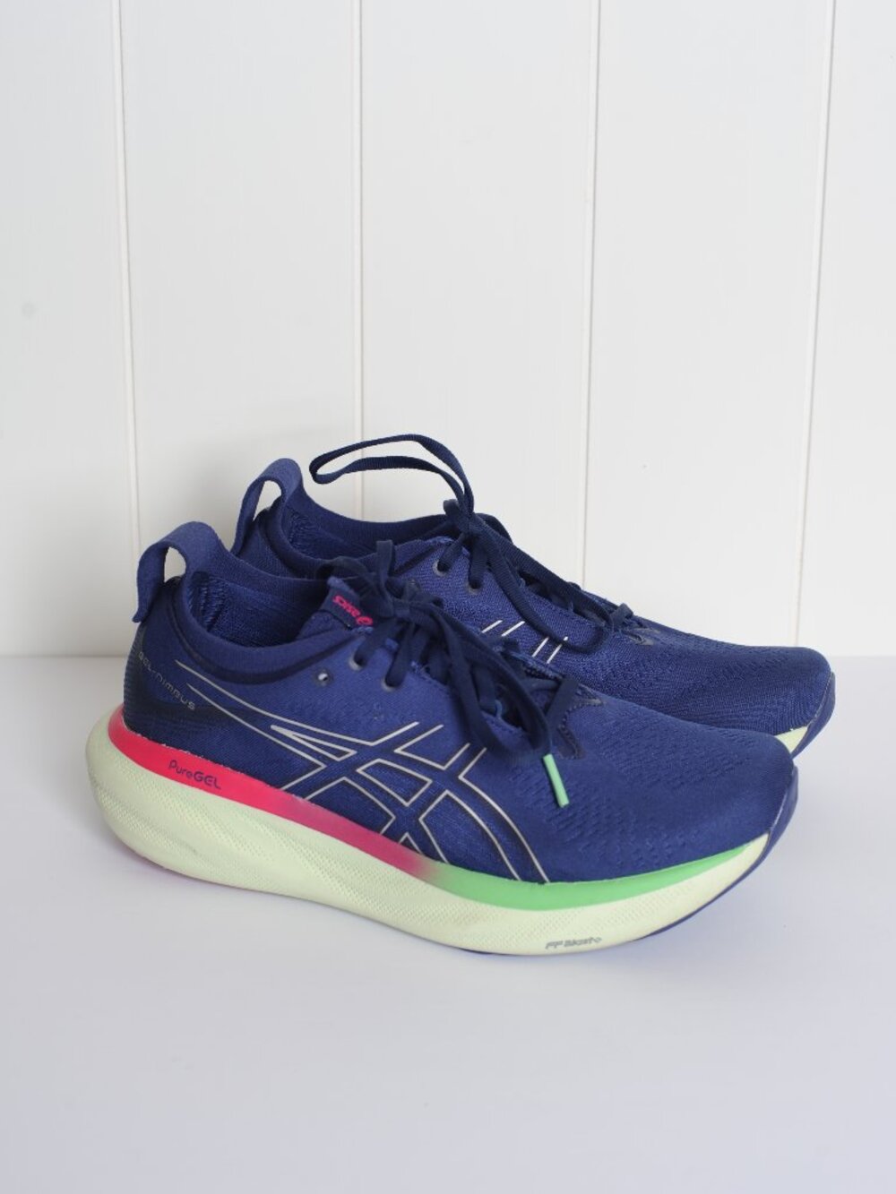 Asics Women's Gel Nimbus 25 Blue Pink Green size 9